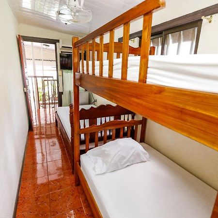 Hotel Flor Blanca Manuel Antonio Exteriör bild