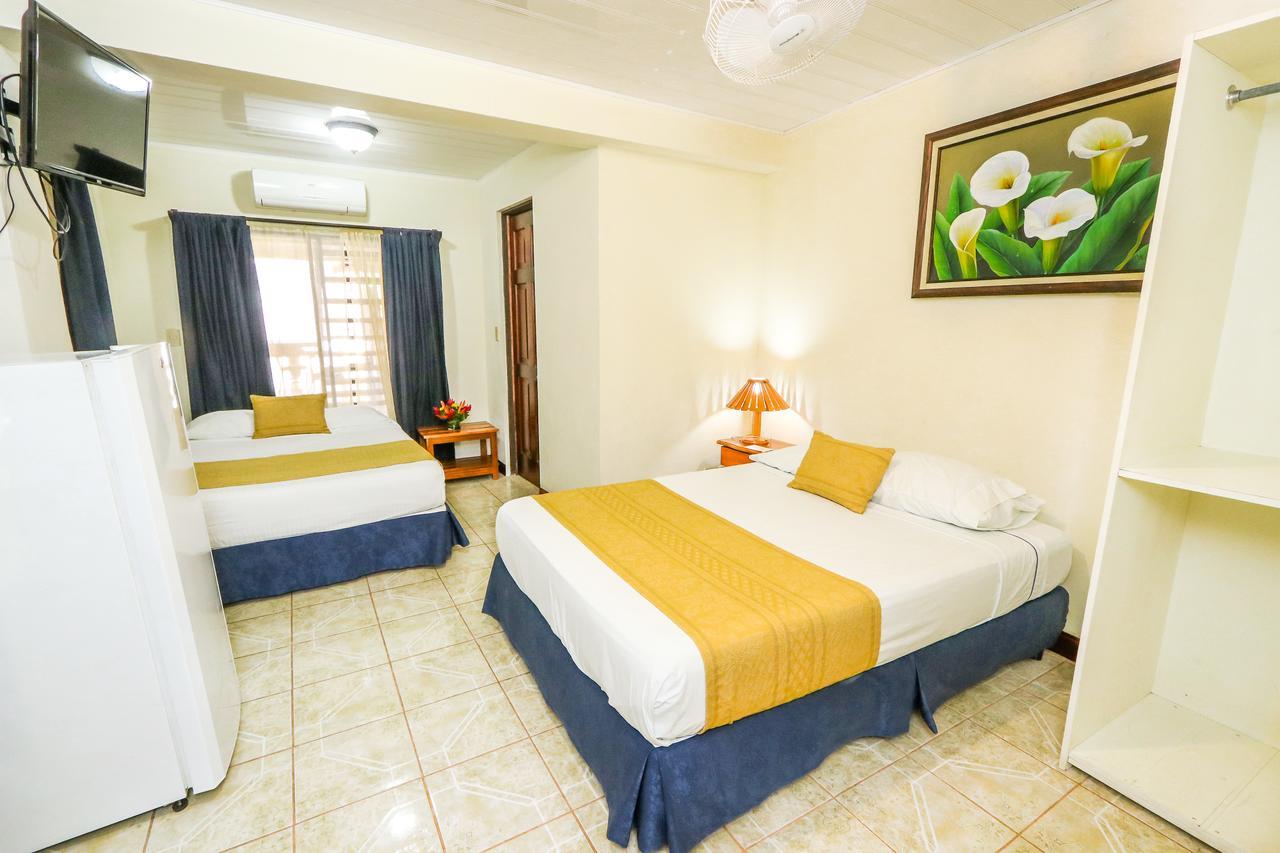 Hotel Flor Blanca Manuel Antonio Exteriör bild
