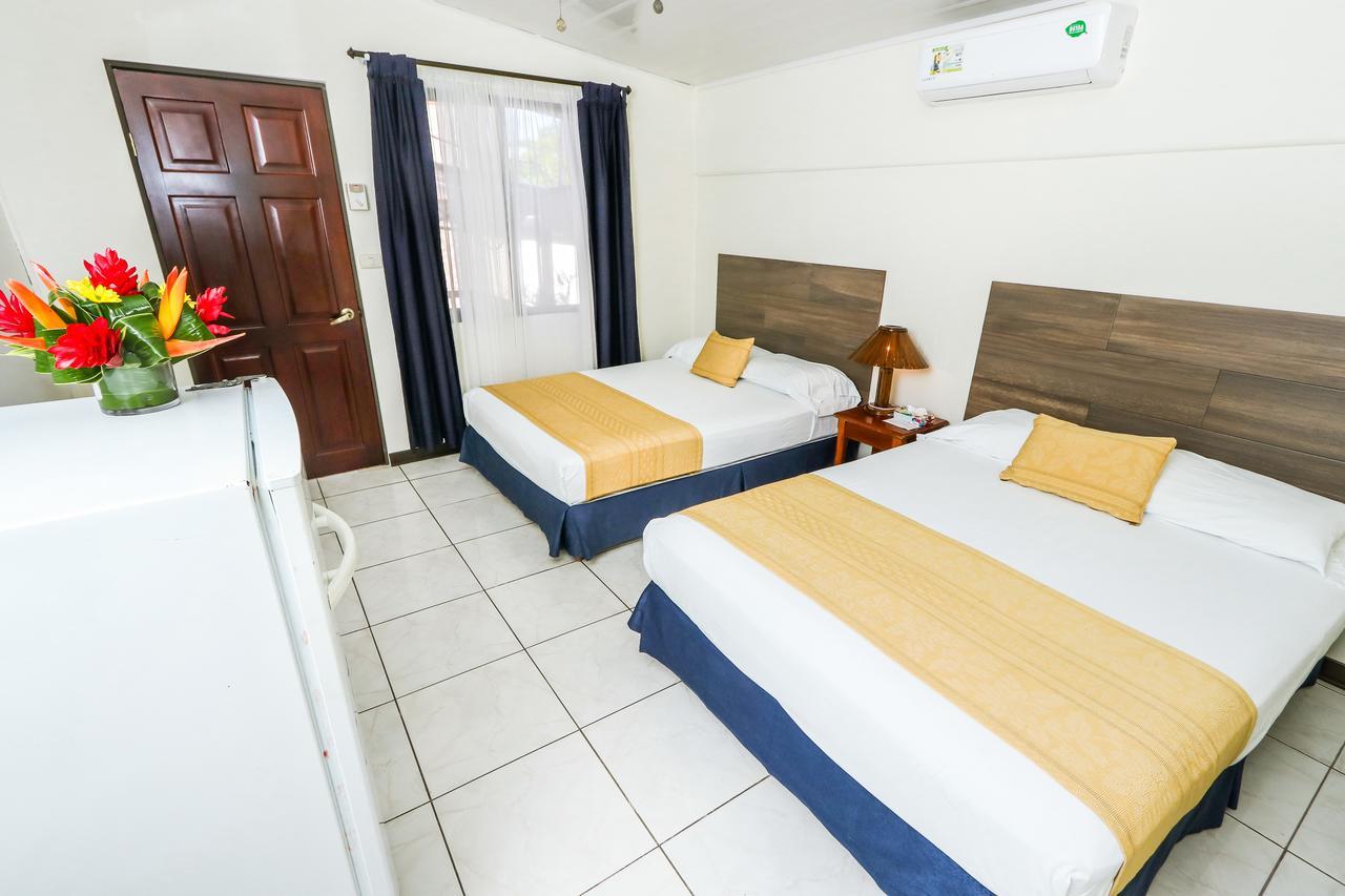 Hotel Flor Blanca Manuel Antonio Exteriör bild