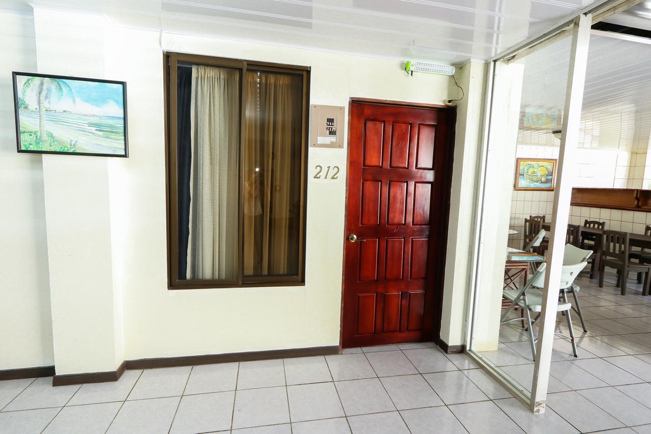 Hotel Flor Blanca Manuel Antonio Exteriör bild