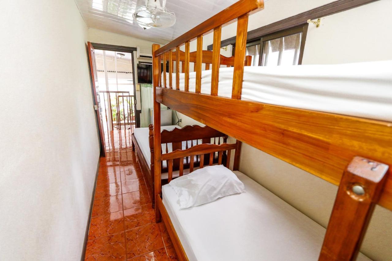Hotel Flor Blanca Manuel Antonio Exteriör bild