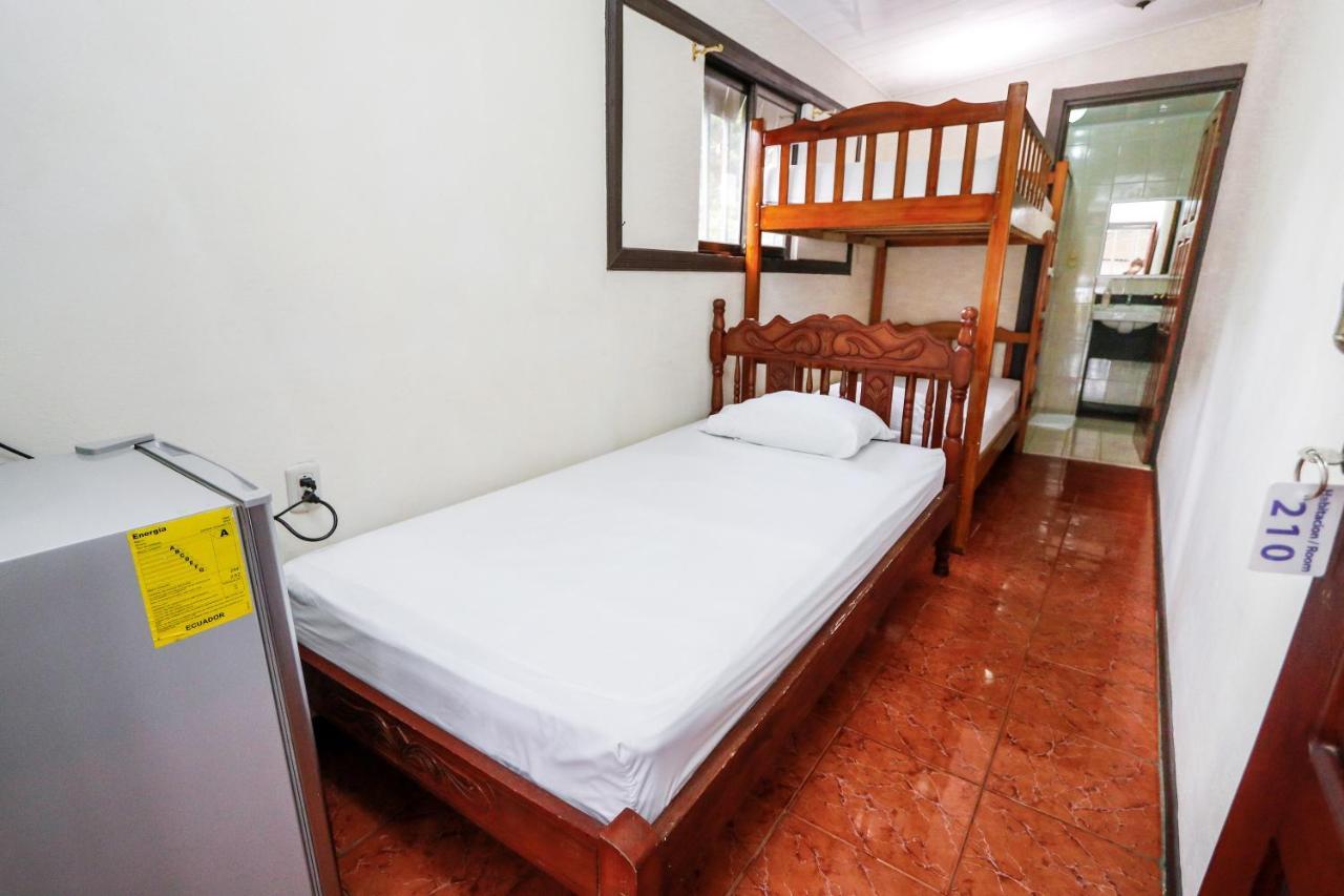 Hotel Flor Blanca Manuel Antonio Exteriör bild